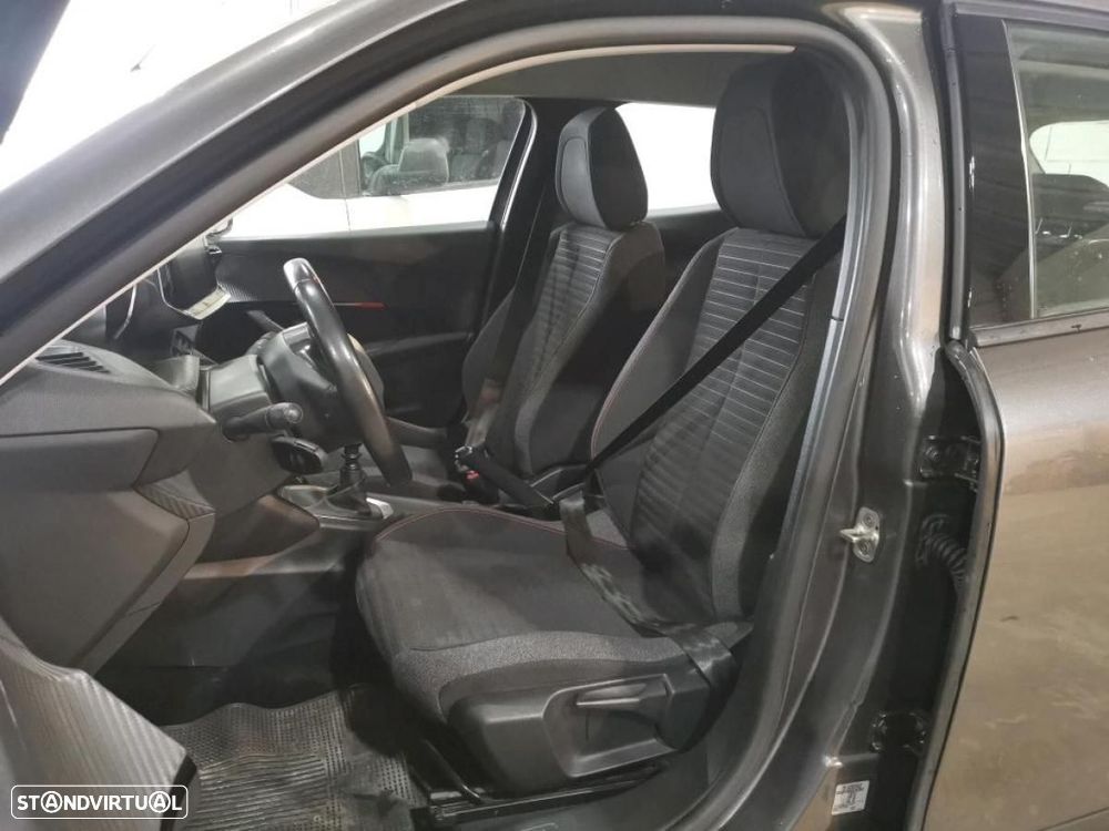 Peugeot 2008 1.5 BlueHDi Active Pack - 5