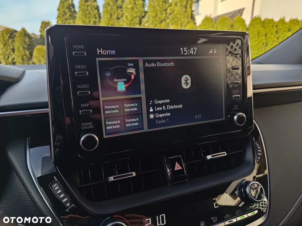 Toyota Corolla 2.0 Hybrid Selection - 32