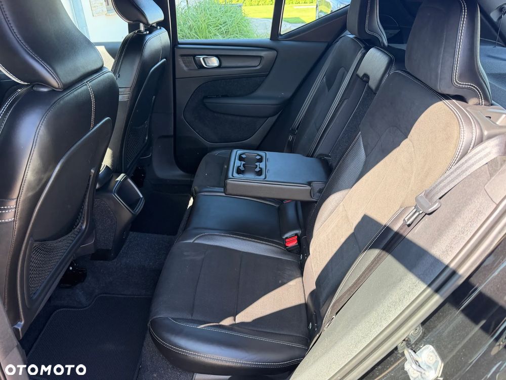 Volvo XC 40 D3 SCR R-Design - 13