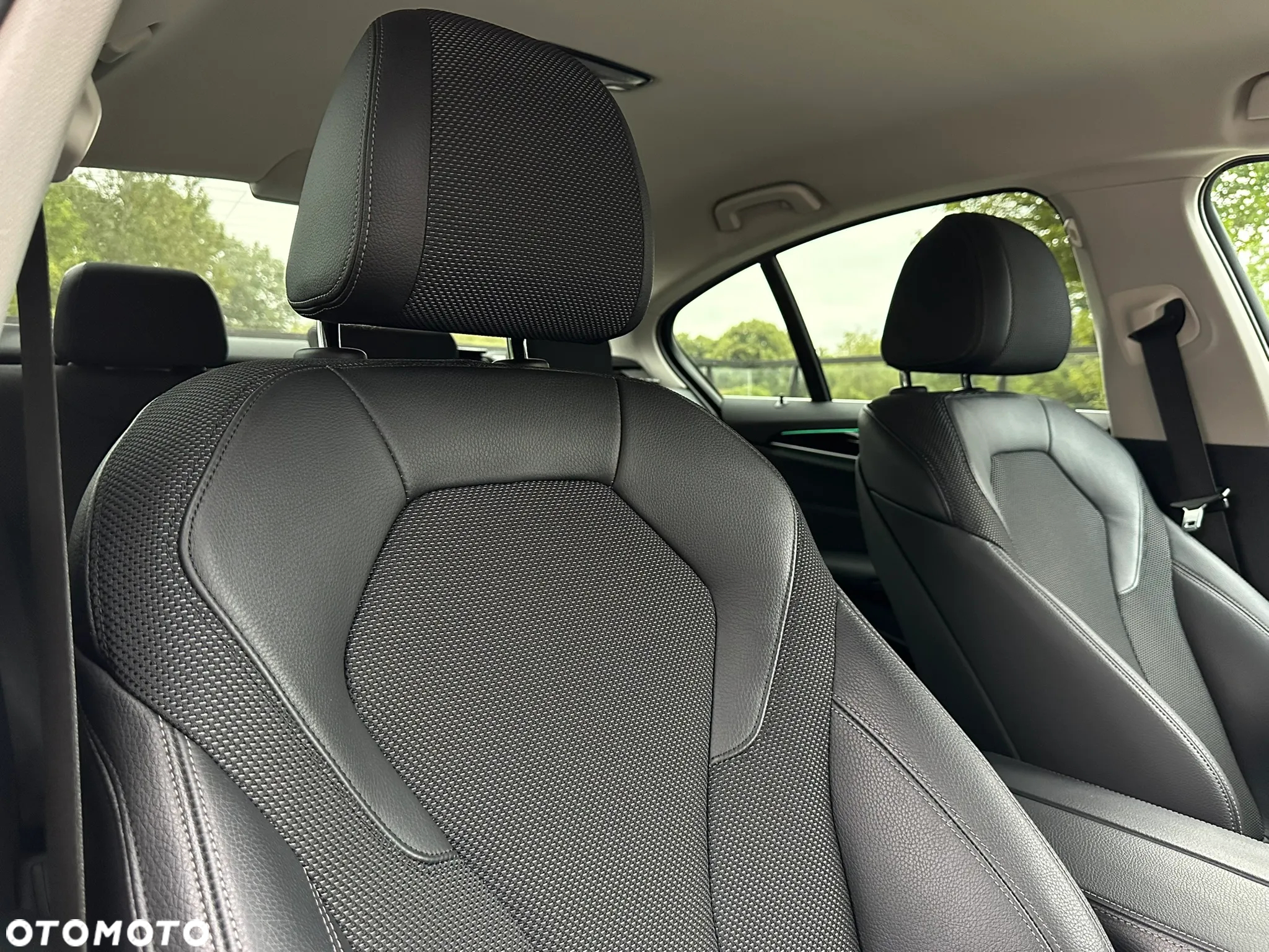BMW Seria 5 520d xDrive Sport Line sport - 29
