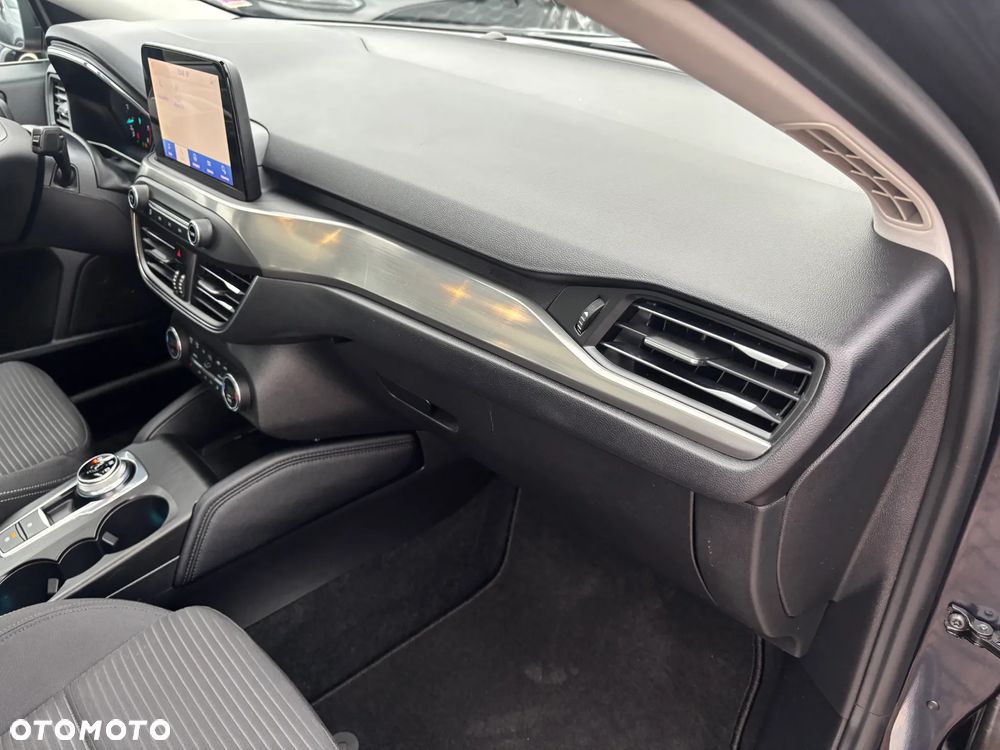 Ford Focus 1.5 EcoBoost Titanium - 22