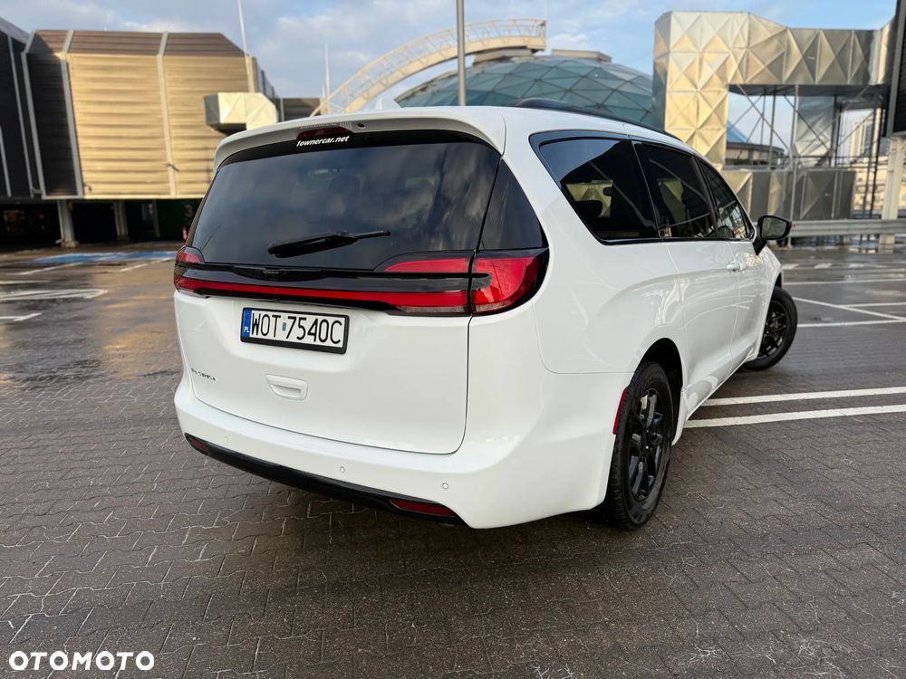 Chrysler Pacifica - 9