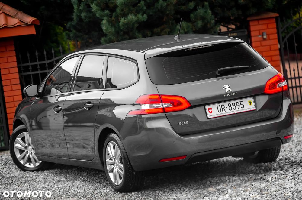 Peugeot 308 BlueHDi 130 EAT8 Allure - 9