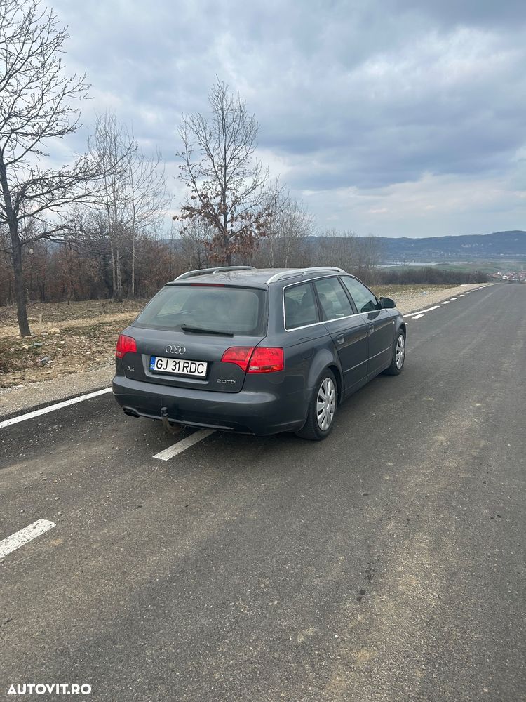 Audi A4 Limuzina - 9