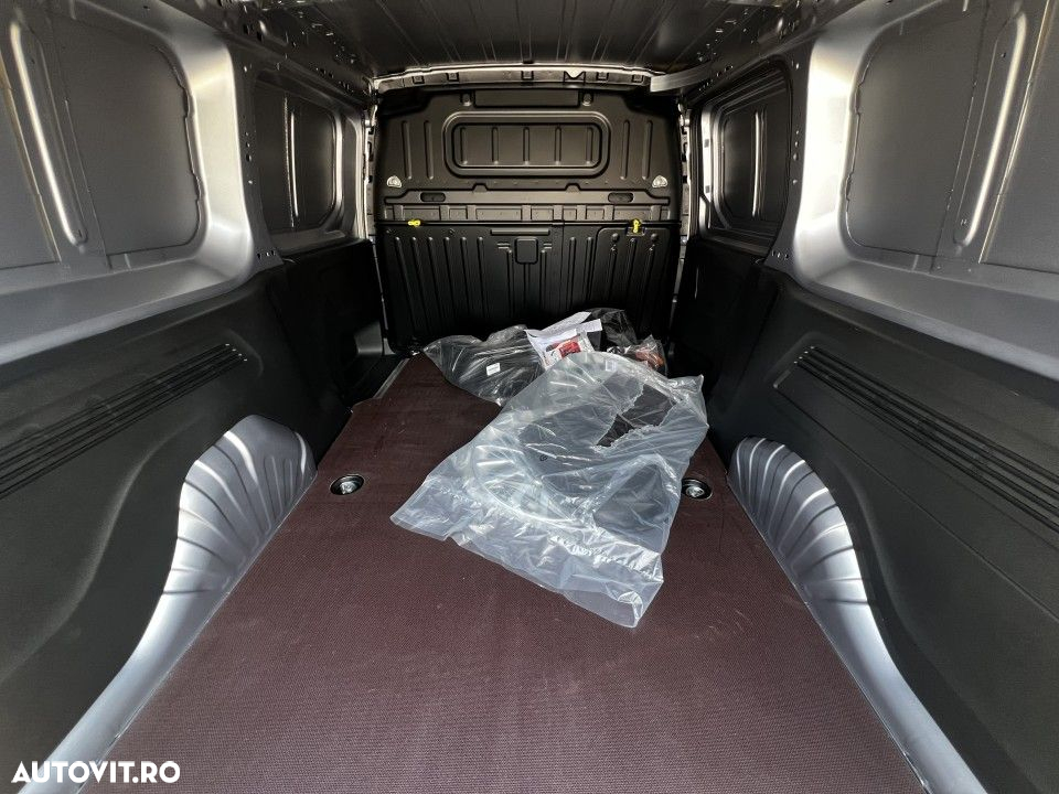 Toyota Proace City - 8