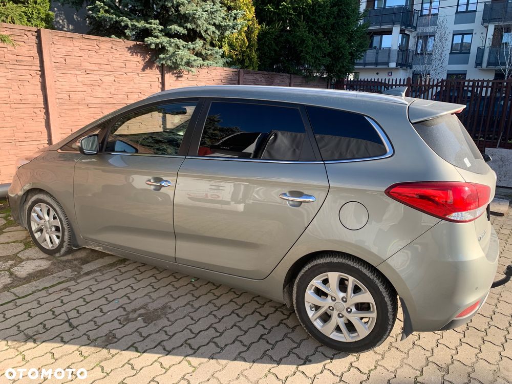Kia Carens 1.7 CRDi L 7DCT - 2