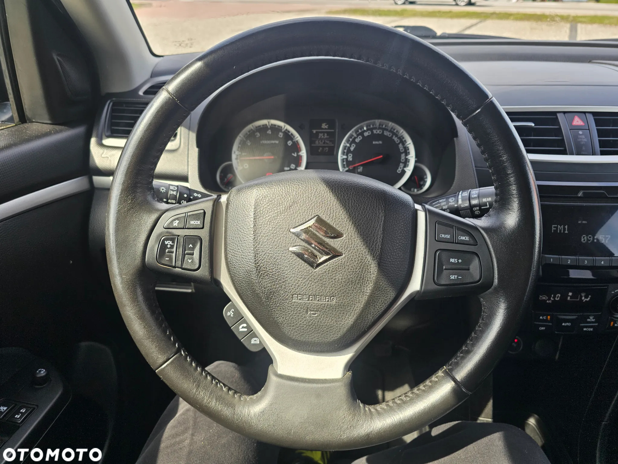 Suzuki Swift - 10
