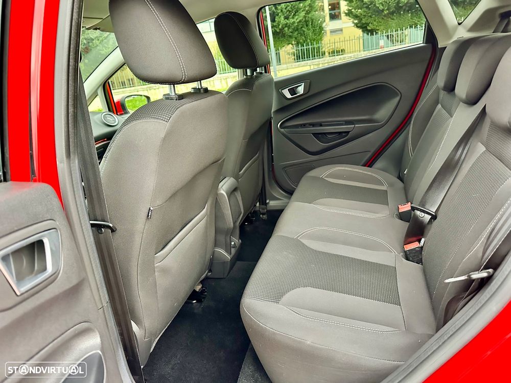 Ford Fiesta 1.0 Ti-VCT Titanium - 24