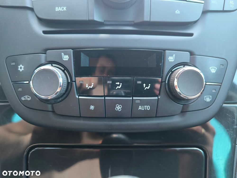 Opel Insignia 2.0 CDTI Sport - 37