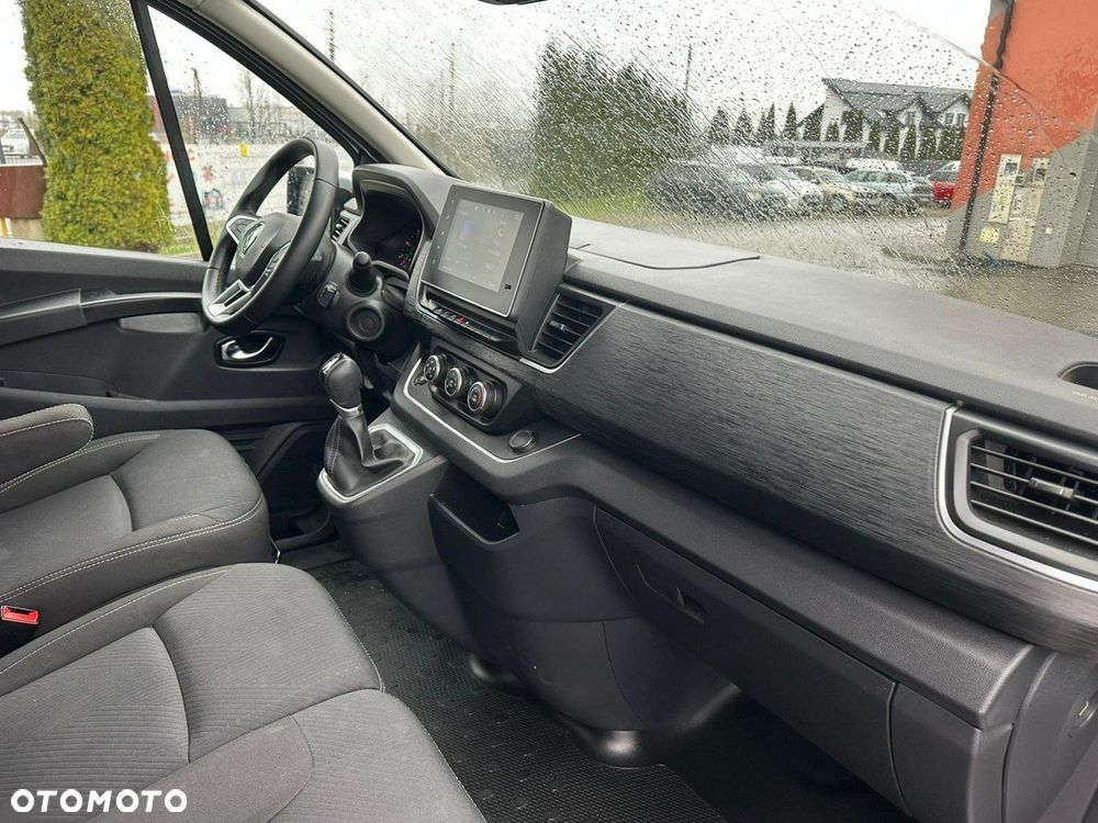 Renault Trafic - 20