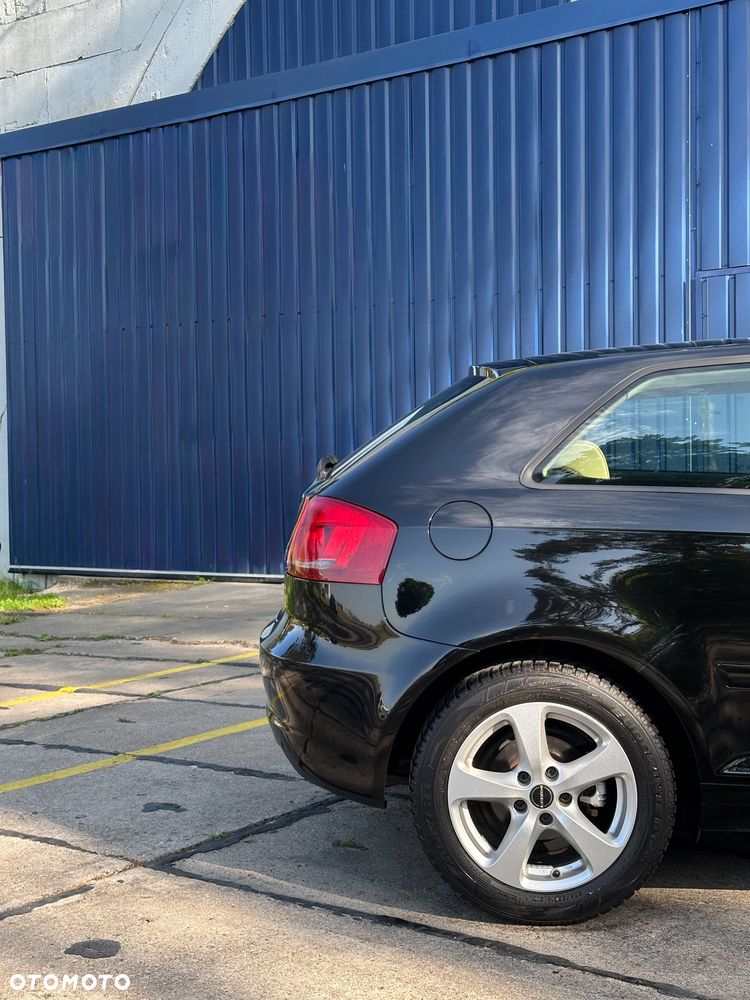 Audi A3 3-drzwiowe 1.4 TFSI Ambiente - 3