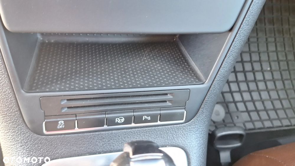 Volkswagen Tiguan - 11