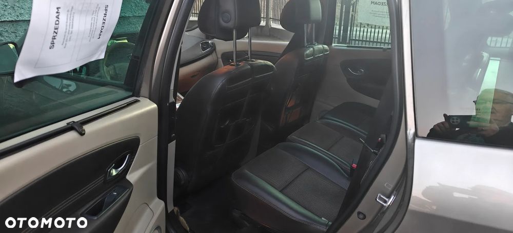 Renault Scenic 1.9 dCi Privilege - 18