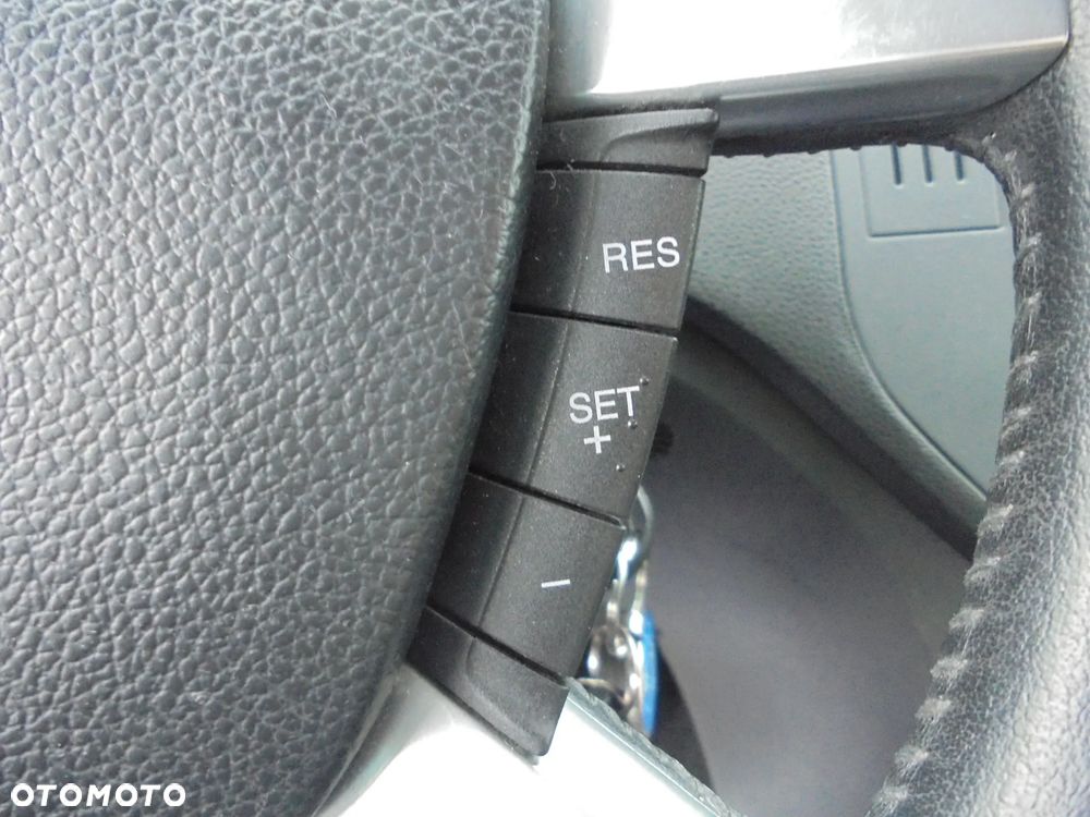 Ford Focus C-Max 1.8 Fun X - 17