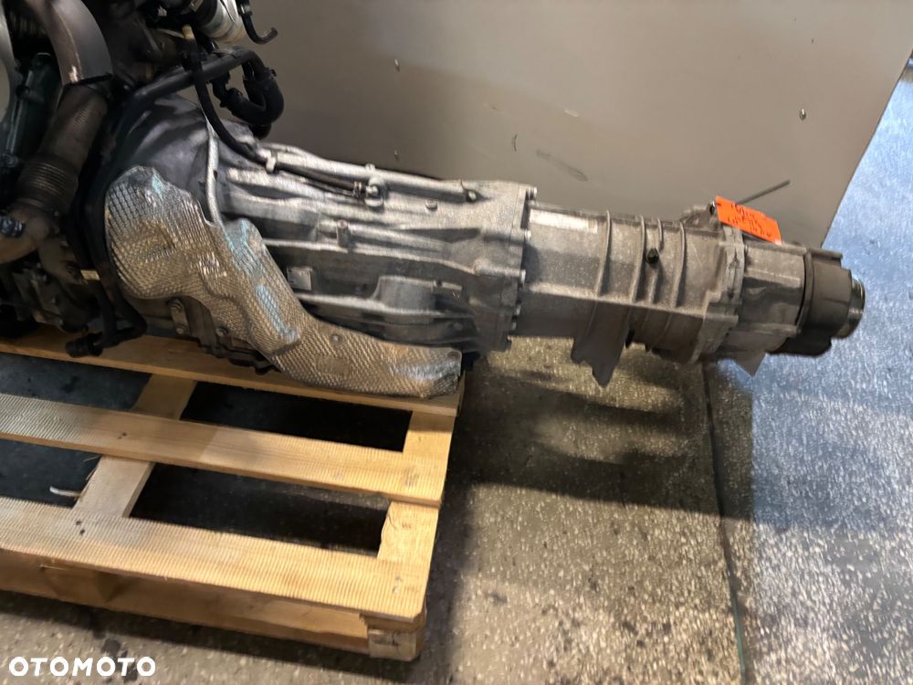 Skrzynia biegów AUDI Q7 Kompletna  KMB KJZ Z REDUKTOREM - 2