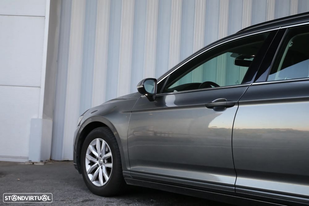 VW Passat Variant 1.6 TDI Confortline DSG - 5
