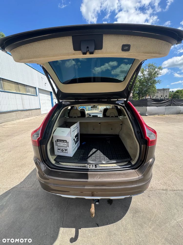 Volvo XC 60 D4 AWD Summum - 6