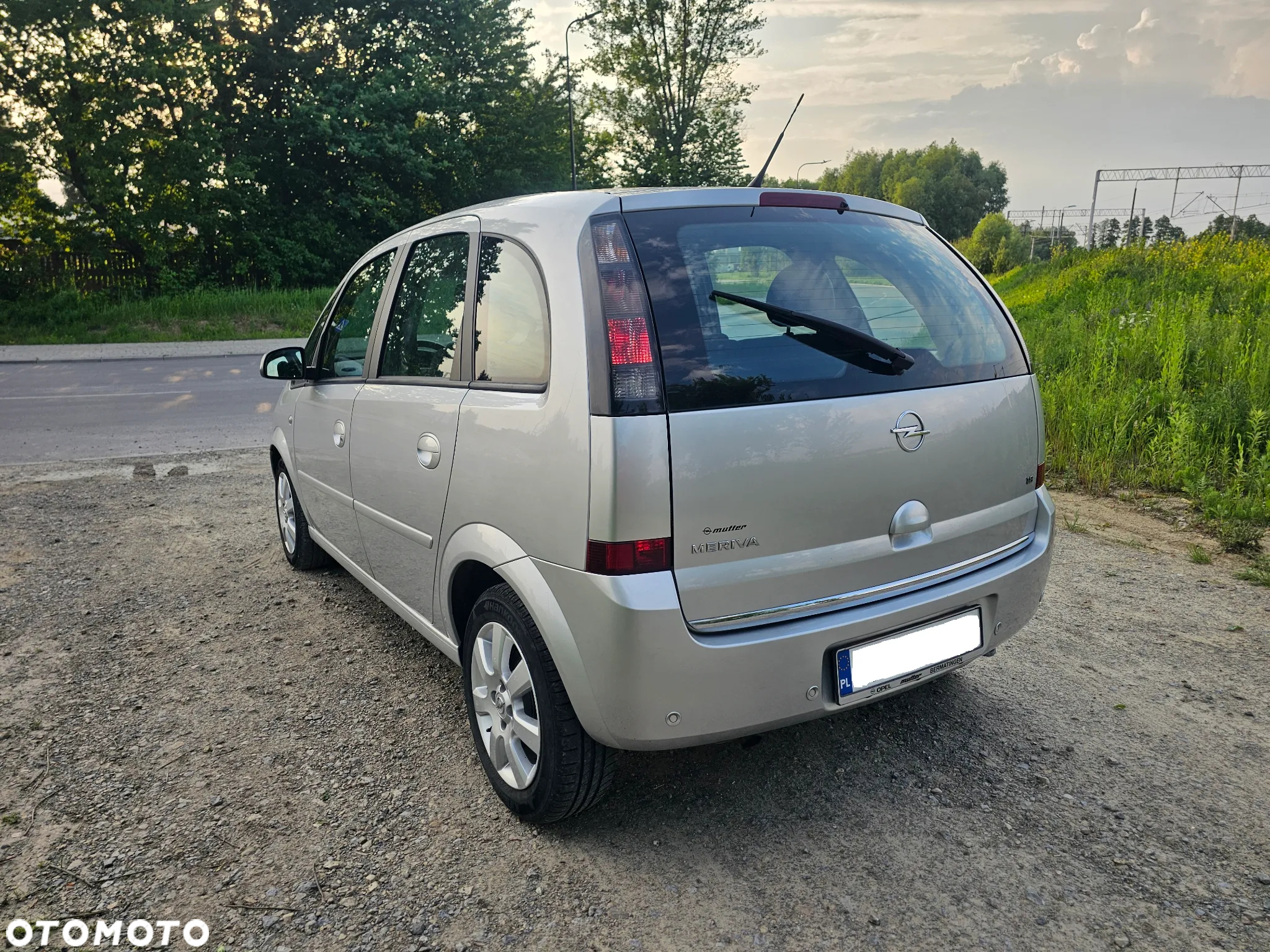 Opel Meriva 1.8 16V Cosmo Easytronic - 4