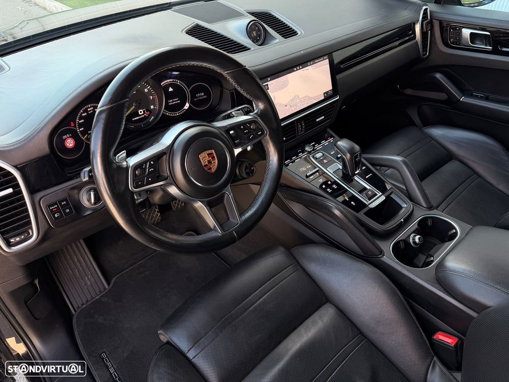 Porsche Cayenne E-Hybrid - 10