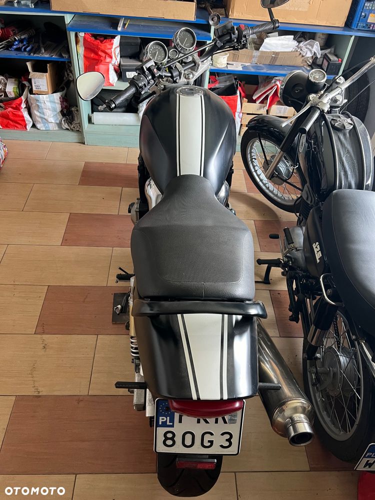 Suzuki GSX - 7