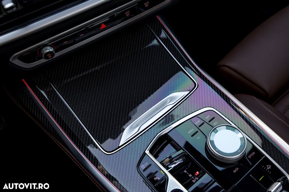 BMW X7 M60i xDrive AT MHEV - 31