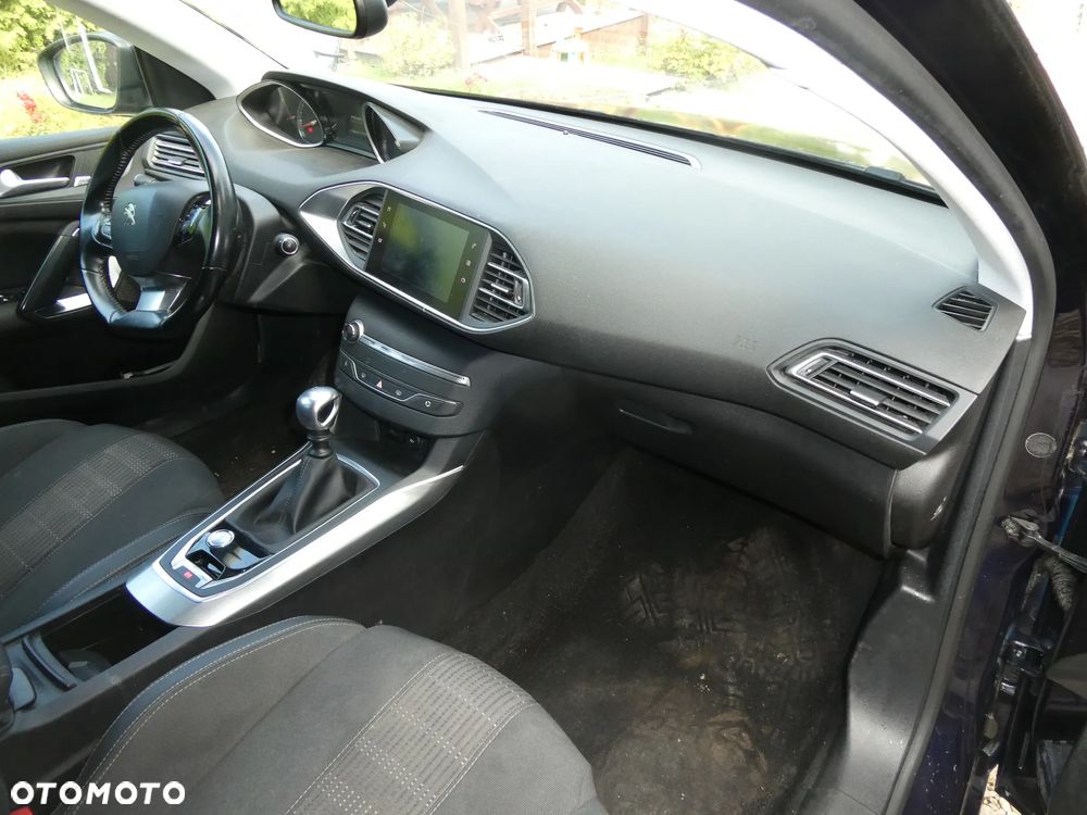 Peugeot 308 - 9