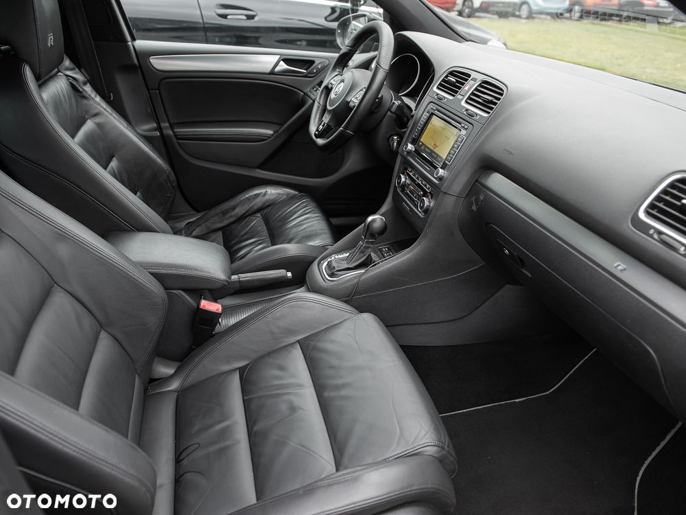 Volkswagen Golf - 29