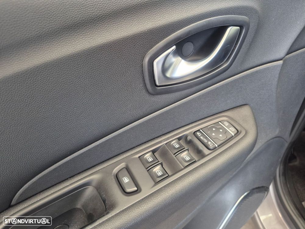 Renault Captur 0.9 TCE Exclusive - 11