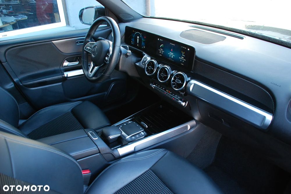 Mercedes-Benz GLB 200 d Progressive 8G-DCT - 11