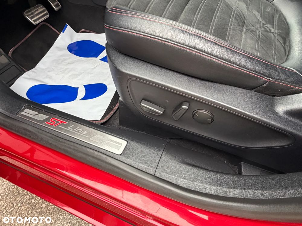 Ford Kuga 2.5P PHEV FWD ST-Line X - 10