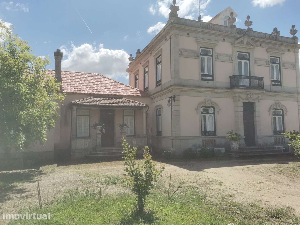 Moradia apalaçada no centro da cidade de Lamego-Vila Ferraz - Grande imagem: 2/60