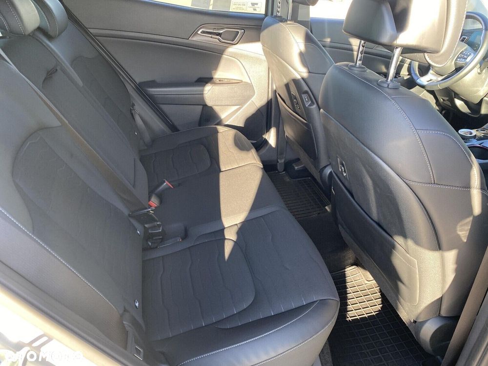 Kia Sportage - 16