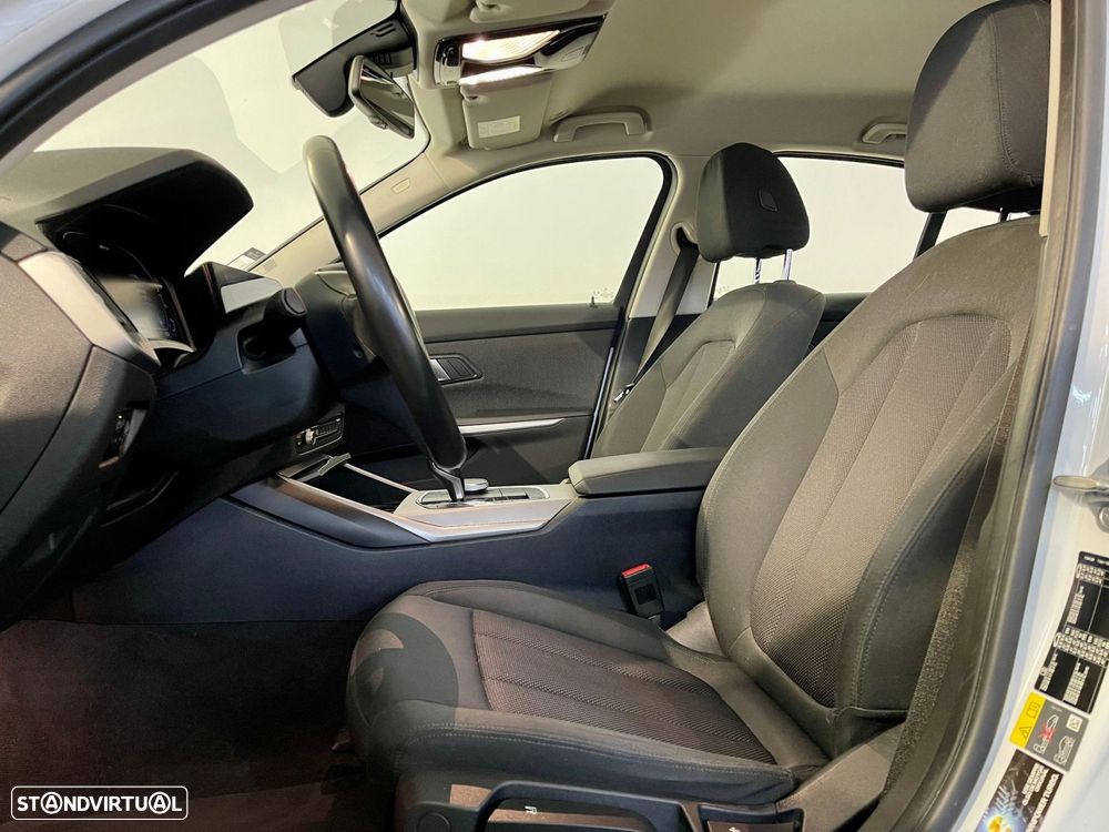 BMW 330 e Corporate Edition Auto - 11
