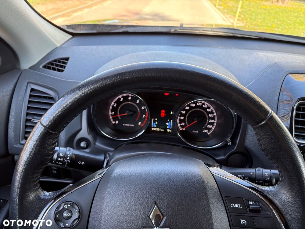 Mitsubishi ASX 2.0 2WD Intro Edition+ - 33