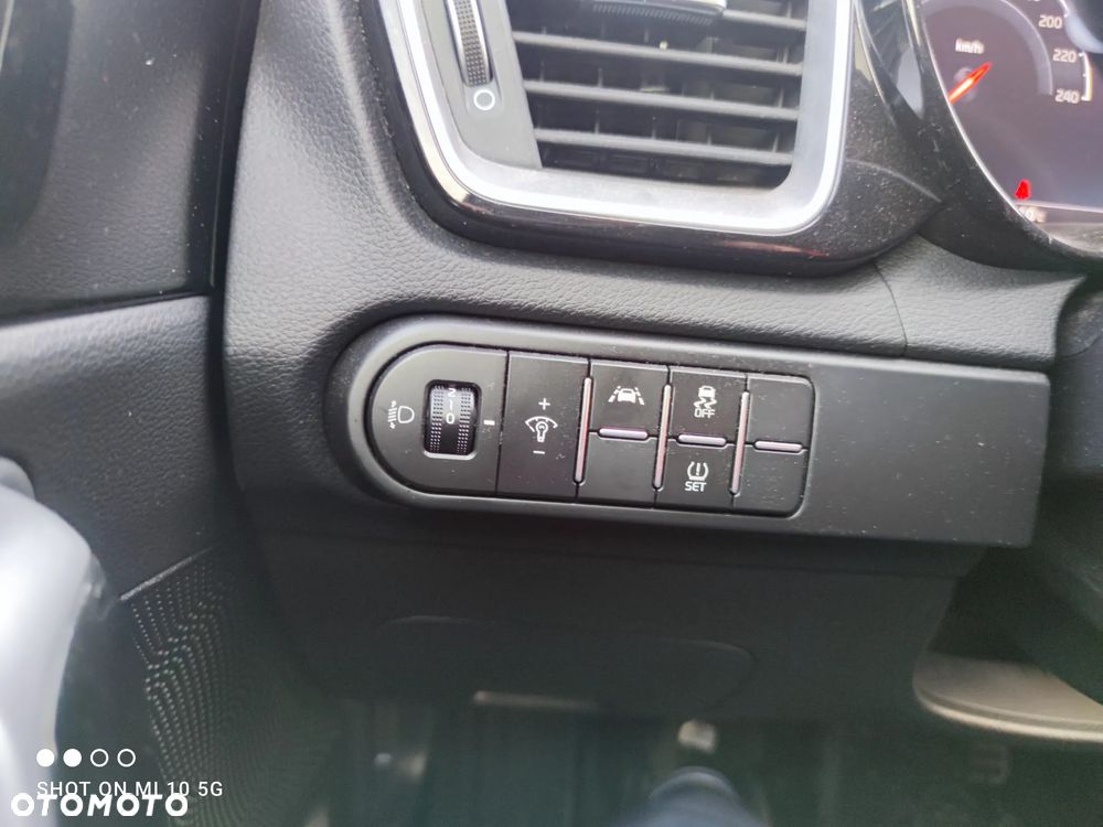 Kia Ceed 1.6 CRDi GT Line - 24