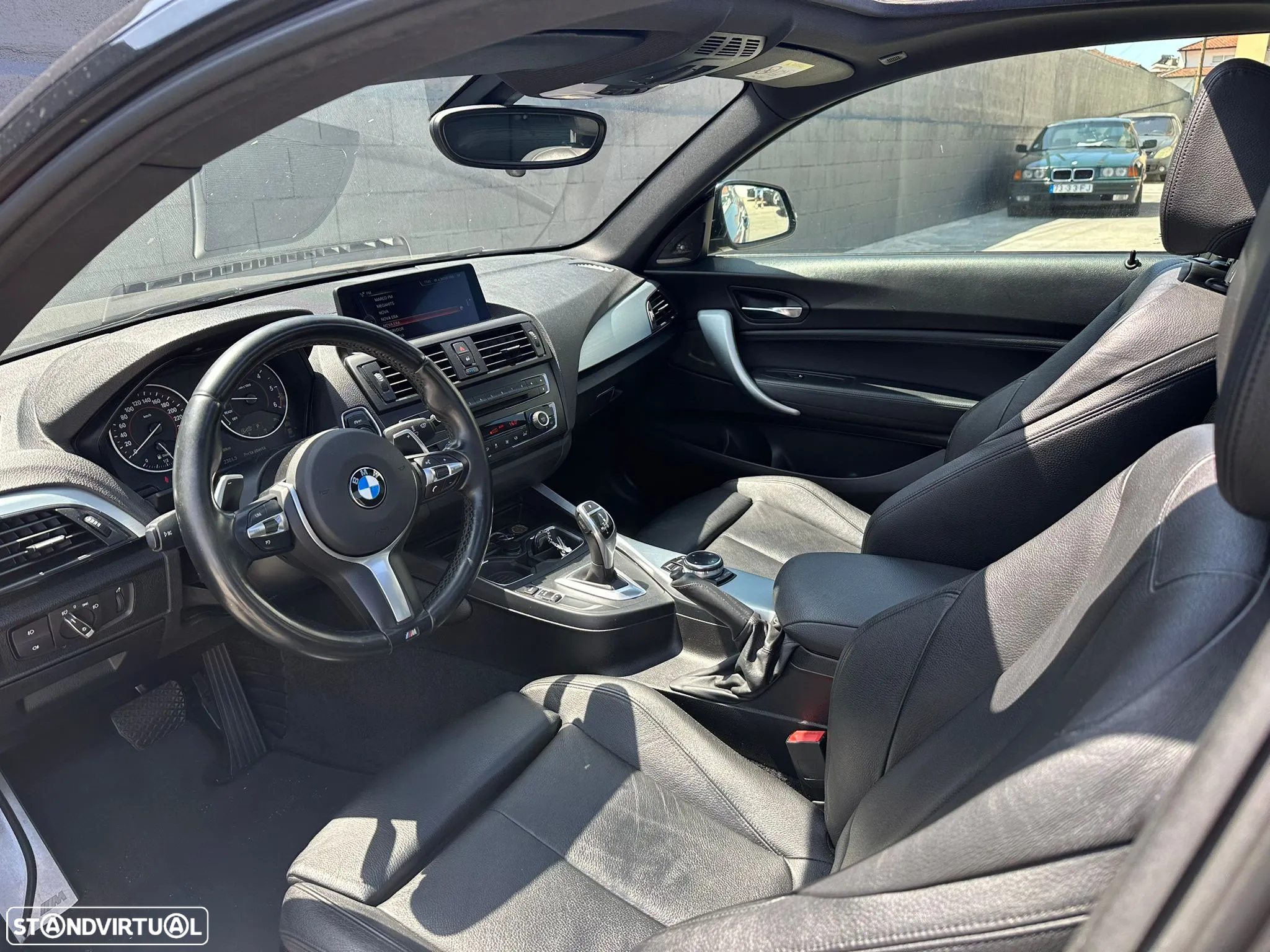 BMW 220 d Coupe Pack M Auto - 11