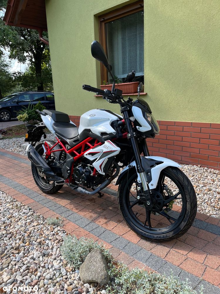 Benelli BN 125 - 8