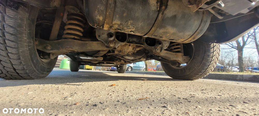 Suzuki Grand Vitara 2.0 De luxe - 10