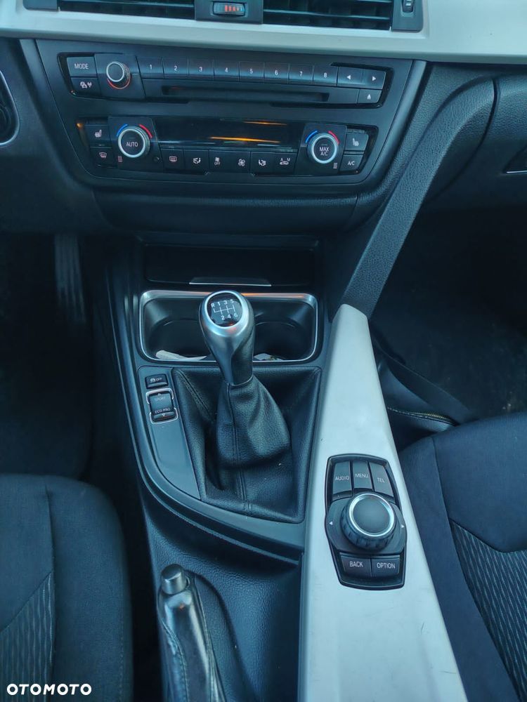 BMW Seria 3 - 11