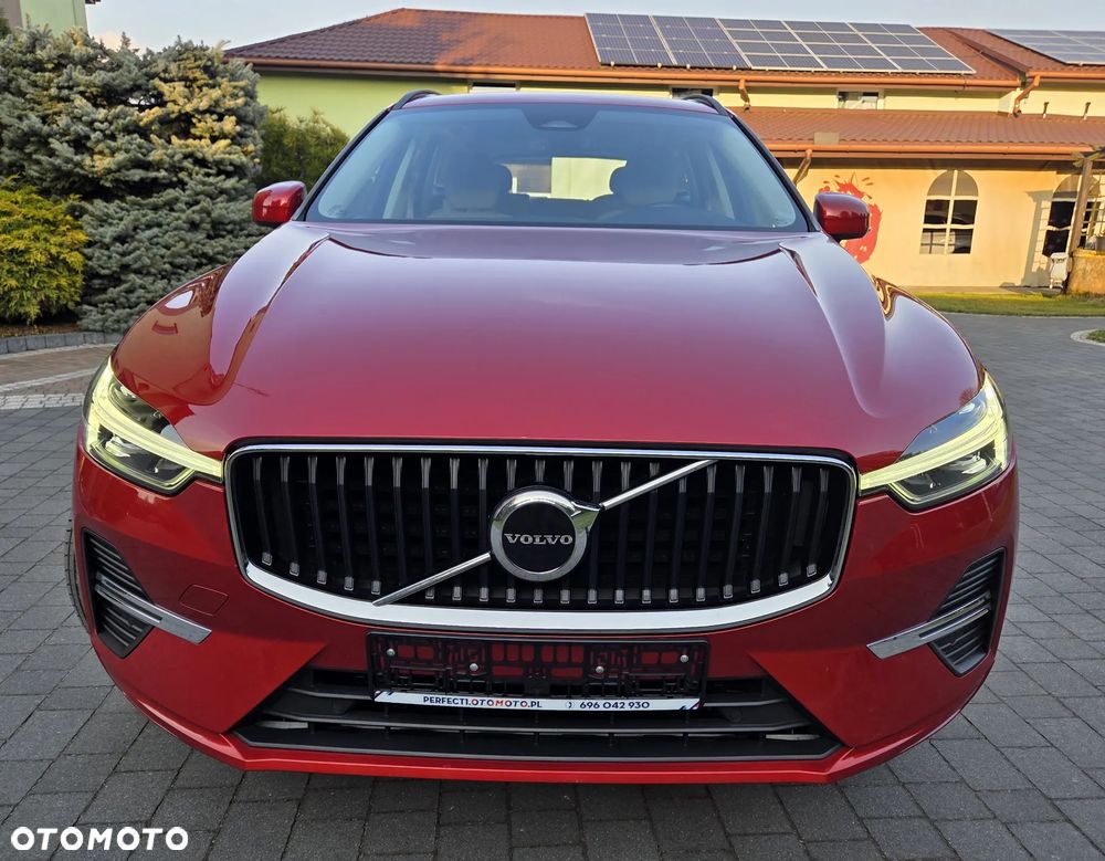 Volvo XC 60 B4 B Geartronic Momentum Pro - 4