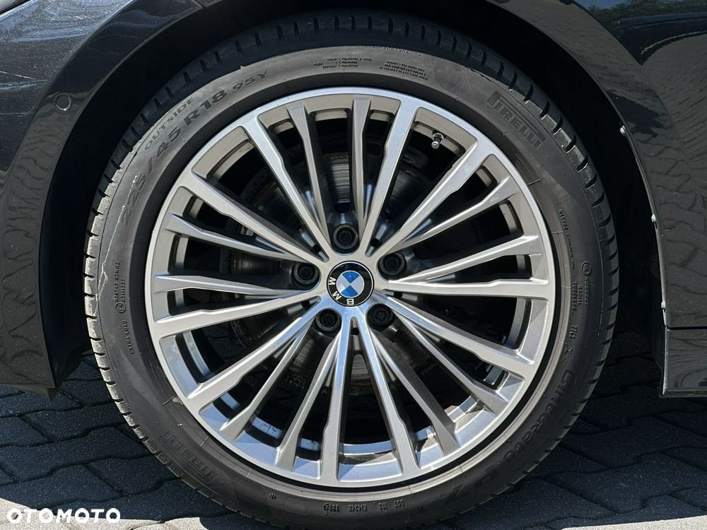 BMW Seria 3 320d xDrive MHEV Sport Line - 16
