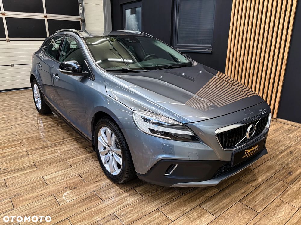Volvo V40 Cross Country 2017 photo 4