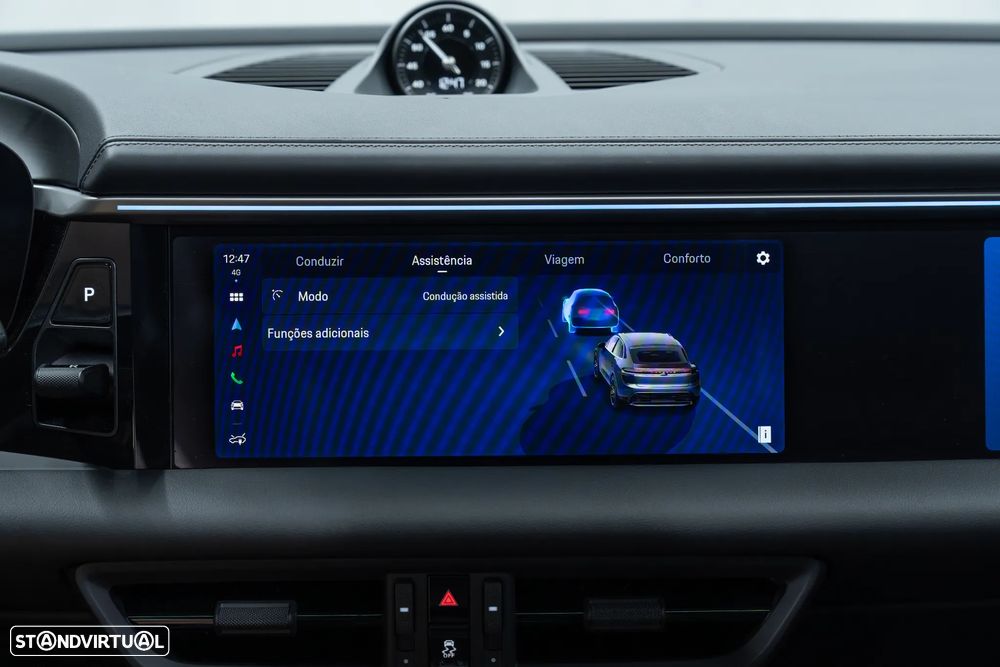 Porsche Macan Electric 4 - 41