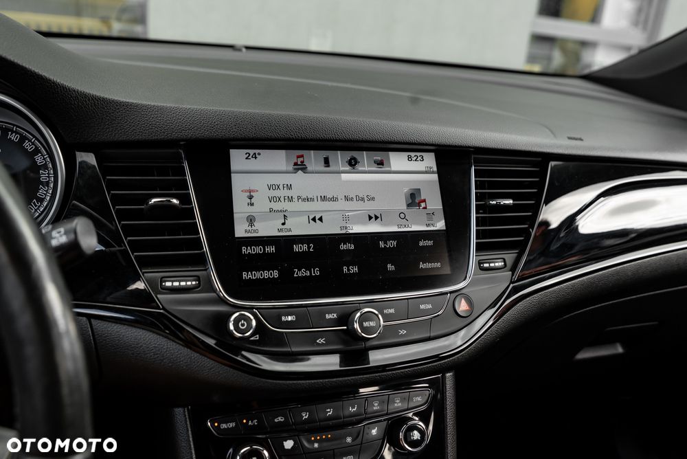 Opel Astra 1.4 Turbo Dynamic - 36