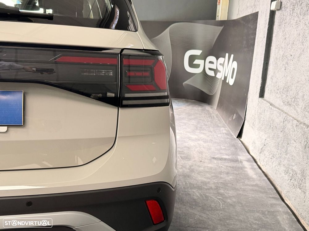 VW T-Cross 1.0 TSI Life DSG - 12