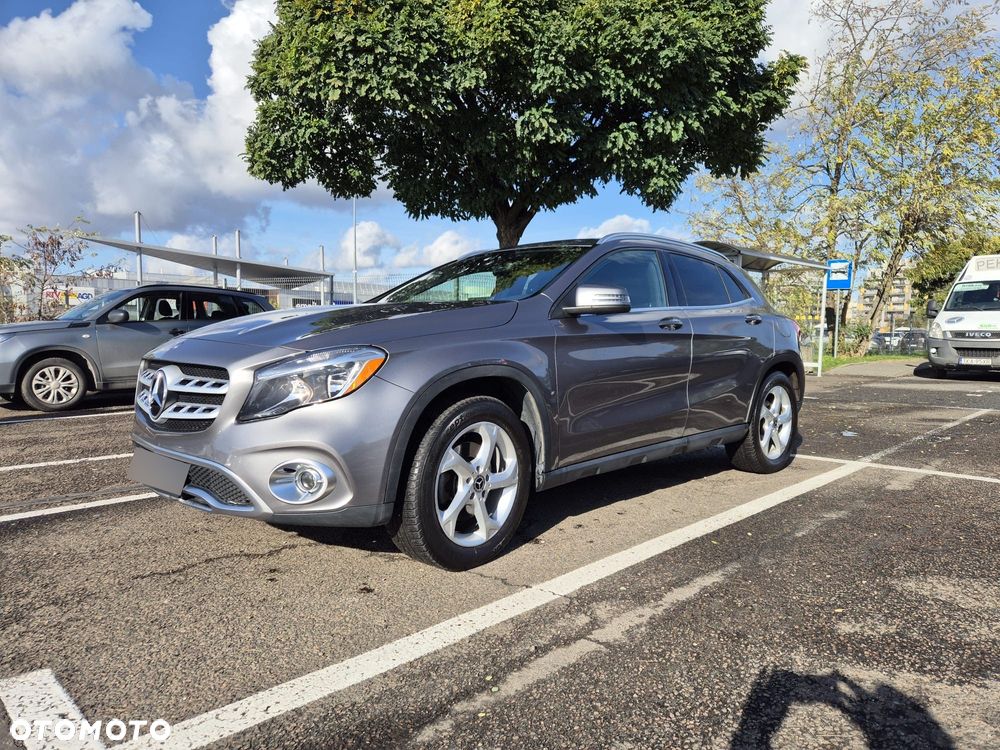 Mercedes-Benz GLA 250 4-Matic - 3