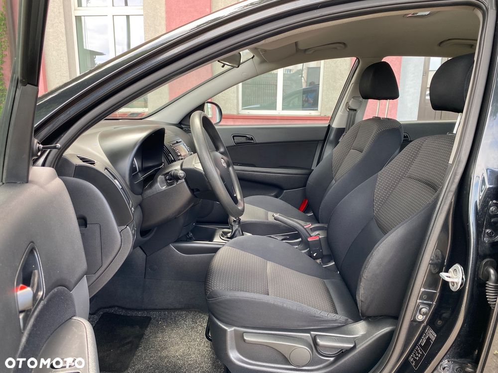 Hyundai i30 1.6 CRDi Style - 18