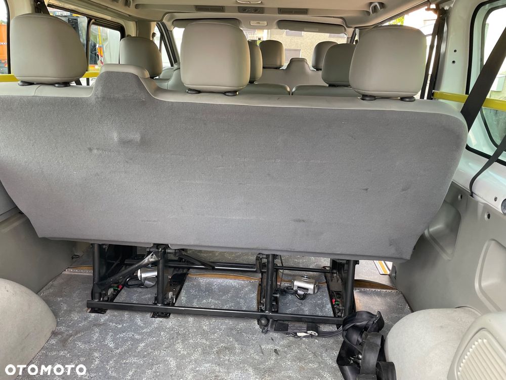 Renault Trafic Passenger Expression - 35