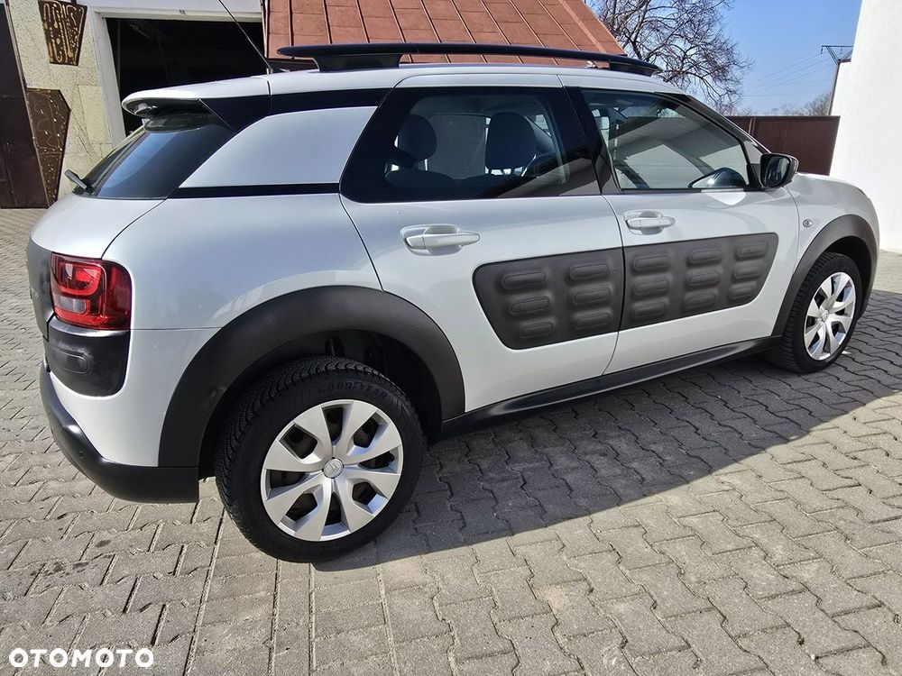 Citroën C4 Cactus - 11