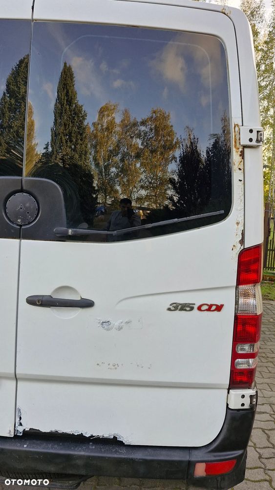 Mercedes-Benz Sprinter - 10